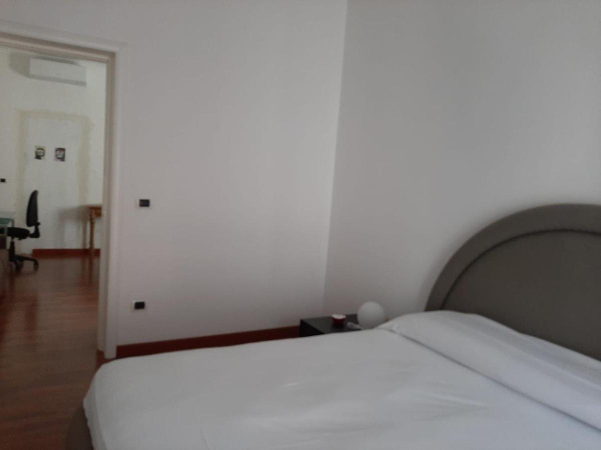 Dimora Sagrado Apartment Lecce Exterior photo